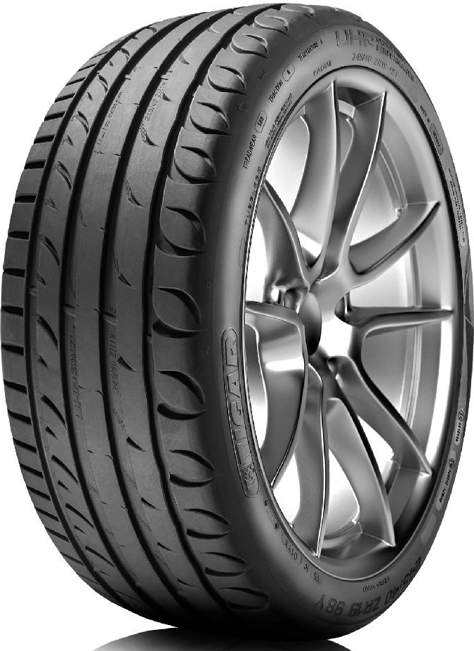 Royal Black Royal Commercial 205/70 R15 106/104R