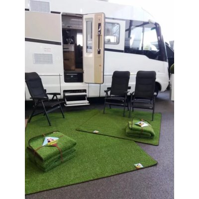 Vopi KAR01 Venkovní koberec ke karavanu umělá tráva zelený