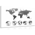 Obraz globusy s mapou světa v černobílém provedení - 120x80 cm