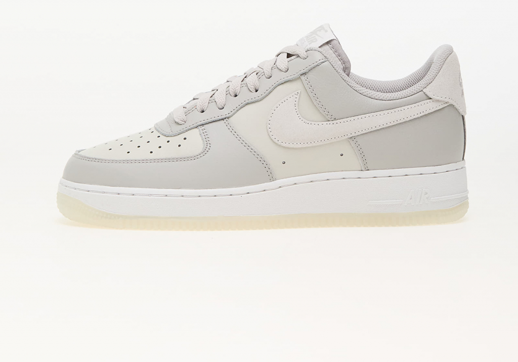 Nike Air Force 1 \'07 Lv8 Light Bone/ Summit White-Lt Iron Ore