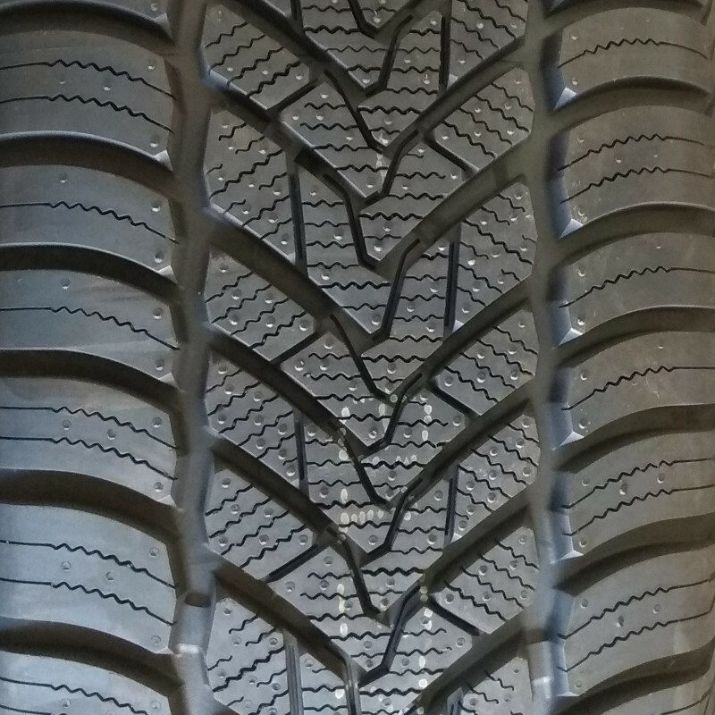 CST Medallion All Season ACP1 195/60 R15 88H