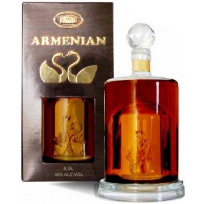 Proshyan decanter Labuť 10y 40% 0,5 l (karton) – Hledejceny.cz