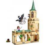 LEGO® Harry Potter™ 76401 Bradavické nádvoří: Siriusova záchrana – Zboží Mobilmania