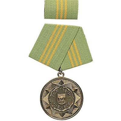 Armáda NVA/DDR Medaile vyznamenání MDI 'F.TREUE DIENSTE' 15let ZLATÁ – Sleviste.cz