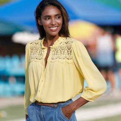 Halenka na knoflíčky s macramé žlutá – Zboží Dáma