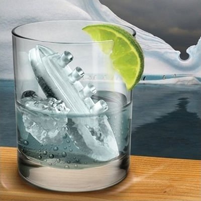 040313 DR Titanic forma na led
