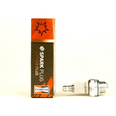 Zapalovací svíčky CHAMPION CJ8 pro motorové pily Husqvarna, Stihl, Dolmar, Oleo Mac – Sleviste.cz