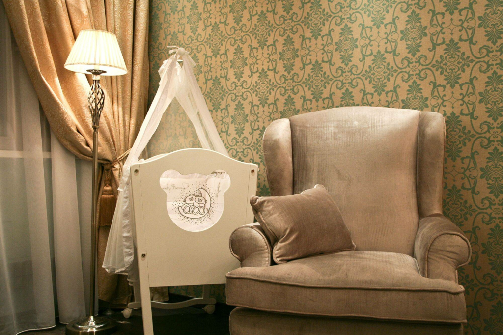MAYTONI RC247