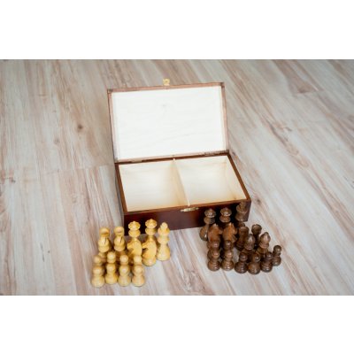 Šachové figurky Profesionál v dřevěném boxu – Zboží Dáma