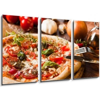 Obraz 3D třídílný - 90 x 50 cm - Pizza pizza pizzeria jídlo – Zbozi.Blesk.cz