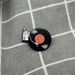 Pinarna Gramofon s vinylovou deskou Music heals my soul Hudba léčí mou duši – Zbozi.Blesk.cz