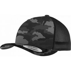 Urban Classics Camo Trucker Cap dark camo/blk