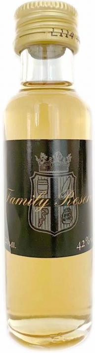 A.H. Riise Family Reserve 42% 0,02 l (holá láhev)