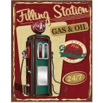 Červená nástěnná kovová cedule Station Gas & Oil – 20x1x25 cm – Zboží Mobilmania