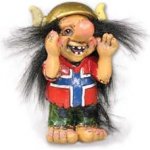 Troll v triku s vlajkou a helmou - Mini Sune – Hledejceny.cz