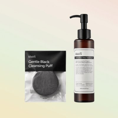 Klairs Gentle Black Deep Cleansing Oil hloubkově čisticí olej pro mastnou pleť 150 ml + Gentle Black Cleansing Puff čisticí houbička na obličej 1 ks dárková sada