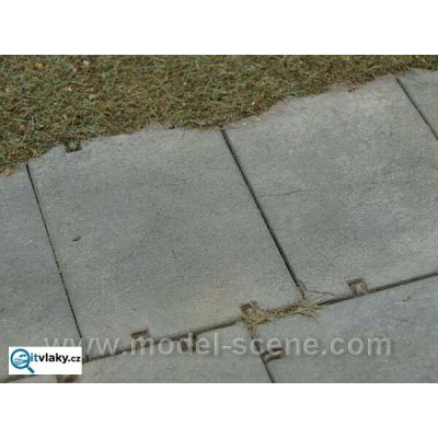 Model Scene H0 Panely typ IV. 48703 – Zboží Dáma