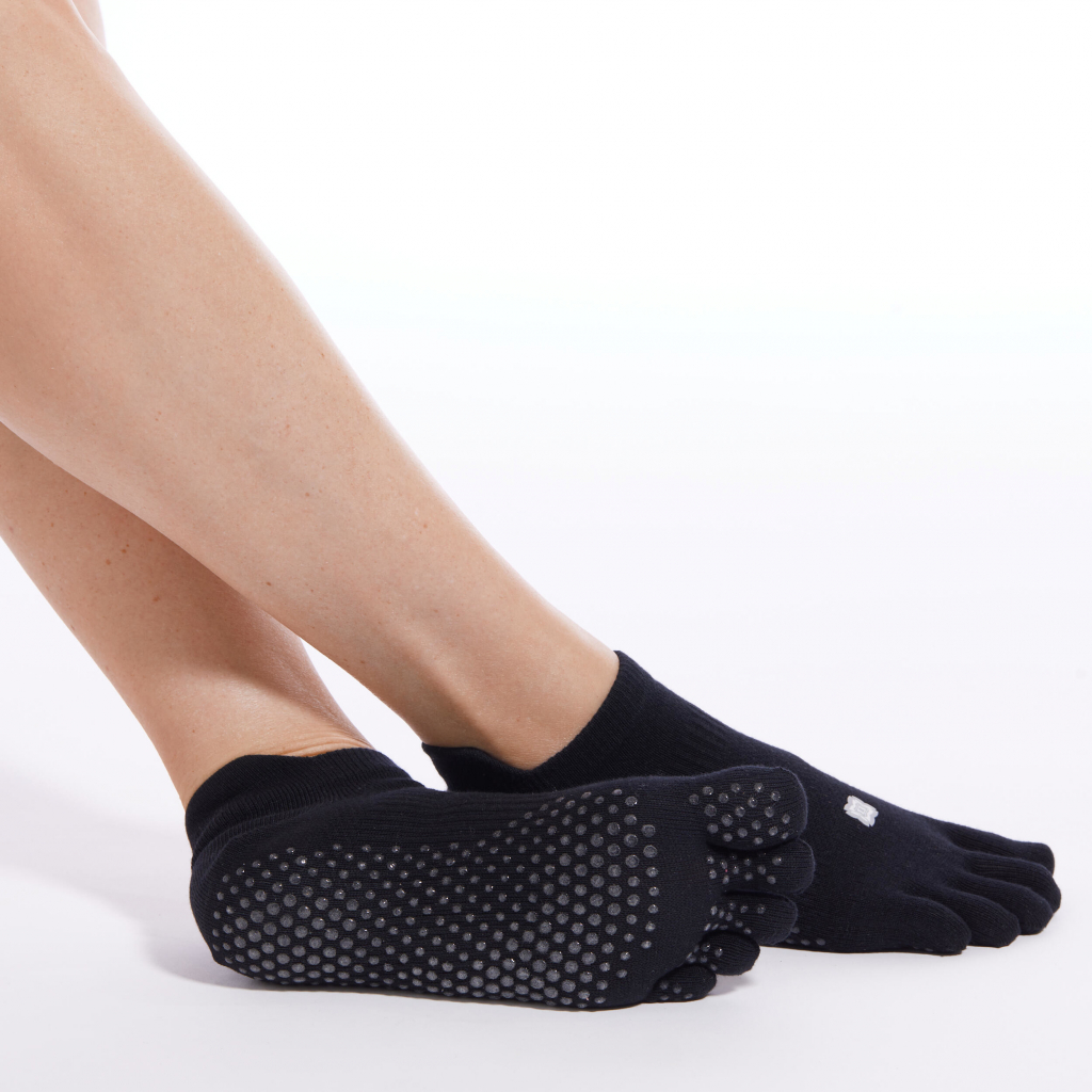 Kimjaly Prstové protiskluzové ponožky na jógu černé