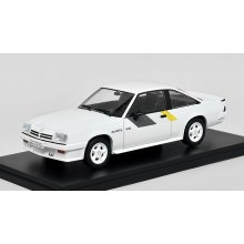 WhiteBox Opel Manta B GSi 1984 1:24