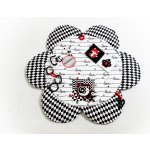 Černá na bílé s.r.o. Interaktivní podložka květ LOVE – Zboží Dáma