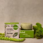 Kvítok tuhý šampon s kondicionérem proti lupům Moringa 25 g – Zboží Dáma