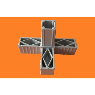 Plastová spojka 402 – Sleviste.cz