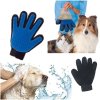 Kartáč na psy JK Animals Gumová vyčesávací masážní rukavice 25 x 16 cm