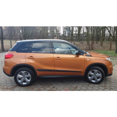 Suzuki Vitara 15 SUV lišty dveří