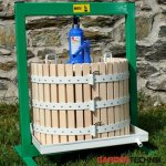 Hydraulický lis na ovoce TIP 50 l Lis: Nerezová výlevka – Zboží Mobilmania