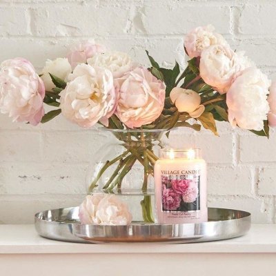 Village Candle Fresh Cut Peony 602 g – Zbozi.Blesk.cz