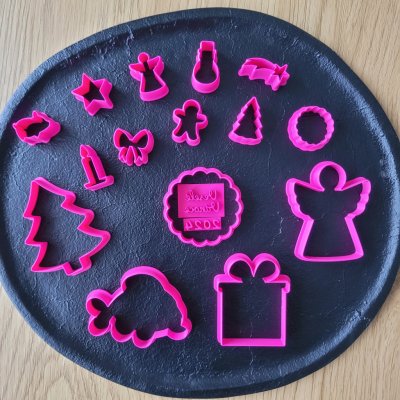 Vánoční sada vykrajovátek 5x12 | Vykrajovátka na linecké cukroví Vánoční sada: 5+12 (5 velkých a 12 malých) – Hledejceny.cz