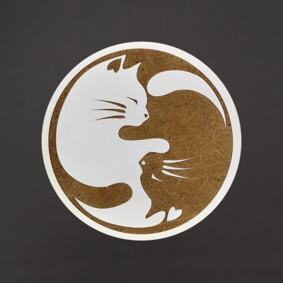 Amadea Dřevěný podtácek kulatý kočky průměr 10,5 cm – Zboží Mobilmania