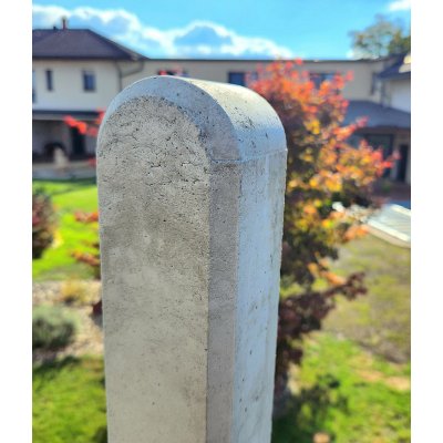 Litý betonový sloupek 260 cm 12x12 cm – Sleviste.cz