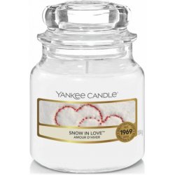 Yankee Candle Classic Snow in Love 104 g