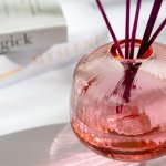 Tvoje svíčka aroma difuzér Špindlerův Mlýn grapefruit a skořice Barva vázy 02 Růžová – Hledejceny.cz