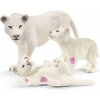 Figurka Schleich Wild Life Lion Mother with cubs 42505
