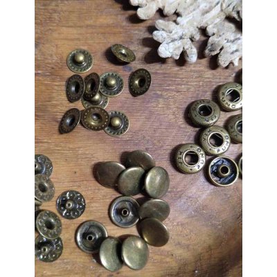 Kovové druky Ø10 mm balení 10 ks, barva staromosaz – Hledejceny.cz