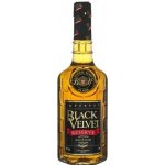 Black Velvet 8y 40% 1 l (holá láhev) – Hledejceny.cz