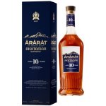 Ararat 10y 40% 0,7 l (karton) – Zboží Dáma