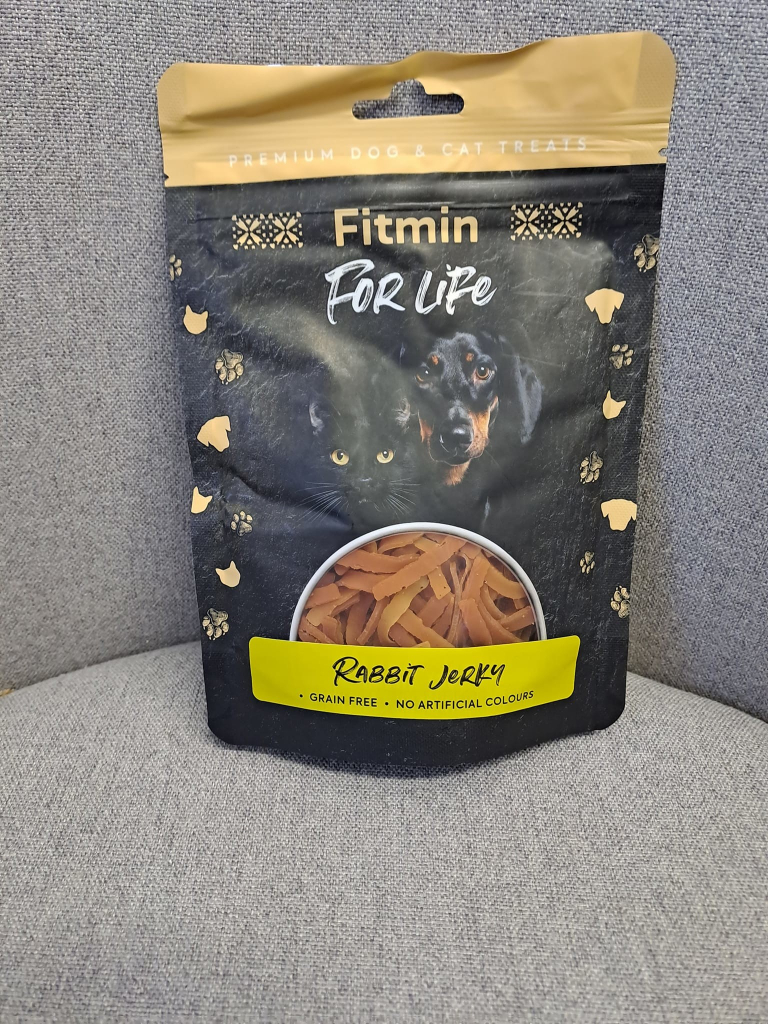 Fitmin For Life cat treat rabbit jerky 70 g