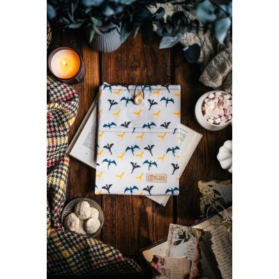 Látkový obal na knihy booksleeve Čtvrté křídlo (Fourth wing) – Sleviste.cz