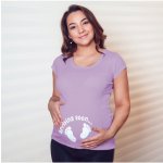 Bezvatriko vtipné tričko pro těhotné Arriving soon Fialová – Zboží Mobilmania