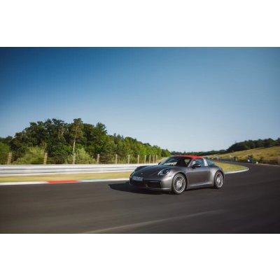 Jízda v Porsche 911 Carrera na polygonu – Hledejceny.cz