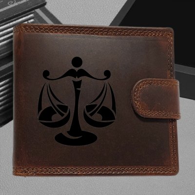 Pánská kožená peněženka s tvým vlastním jménem, monogramem a znamením zvěrokruhu Váhy Luxusní peněženka Premium Dante – Zboží Mobilmania