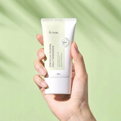 iUNIK Centella Calming Daily Sunscreen SPF50+ PA++++ lehký krém 60 ml – Zboží Dáma