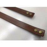 Kožená šroubovací ucha na 2 nýty - karamelová tmavá – Zboží Mobilmania