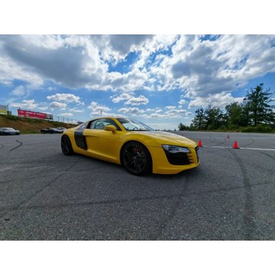 Audi R8 na okruhu, 1 osoba, 2 okruhy – Hledejceny.cz