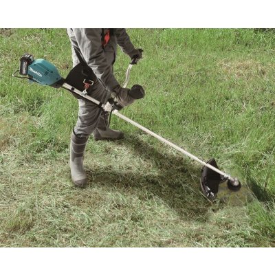 Makita UR006GZ06 – Hledejceny.cz