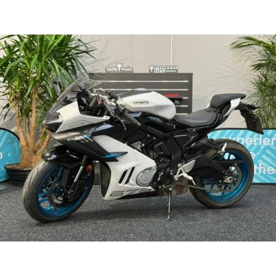 CFMoto 675SR-R – Hledejceny.cz