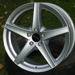 Ronal R41 7x16 5x108 ET35 silver